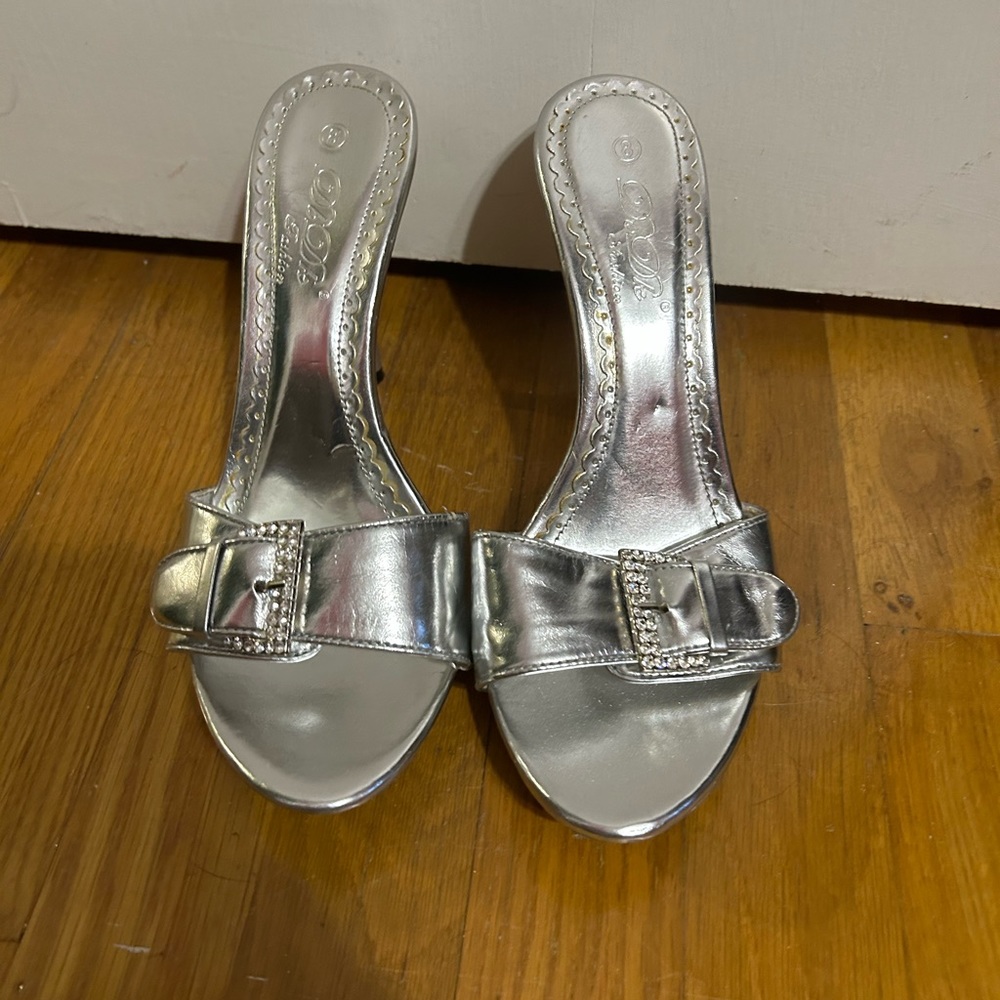 Chrome formal wear heels - perfect for holiday parties or prom